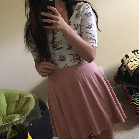 White Floral Bodysuit - Picture 3 of 3